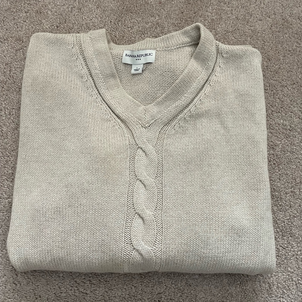 Like new! Banana Republic sweater